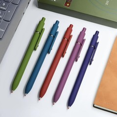 Stylish 0.5mm Black Gel Pens with Soft Grip – 5 Pcs for Journaling & Note-Taking