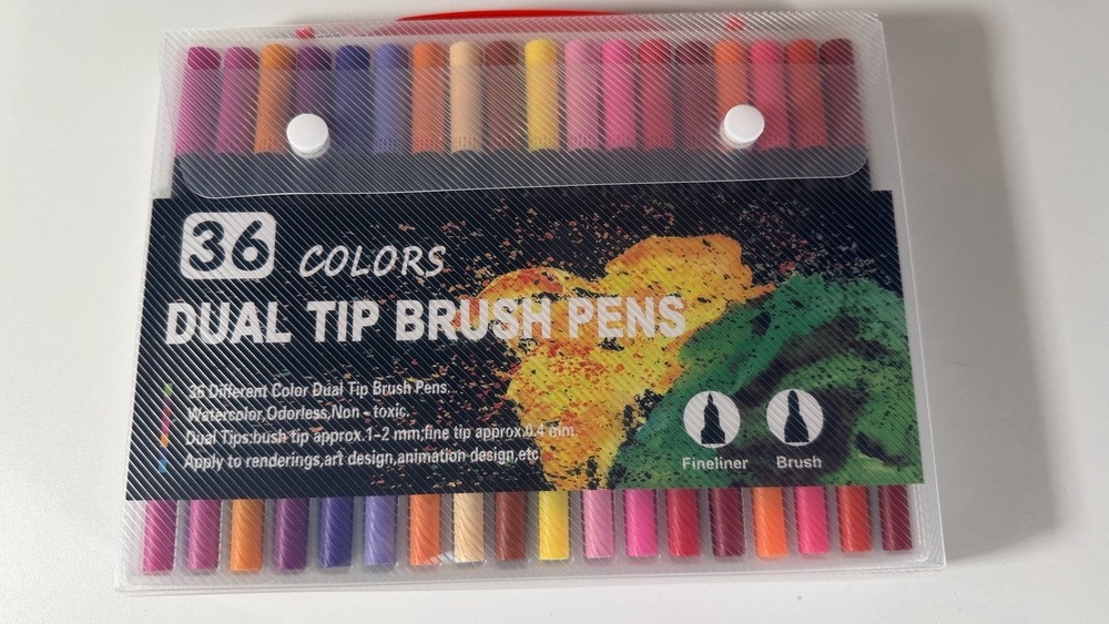 36 Colors Dual Tip Brush Marker Set, Fineliner & Brush Pens, Multicolor
