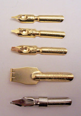 NEW LOT OF 5 ASSORTED HIRO LEONARDT CALLIGRAPHY PEN NIBS QUILL TIPS