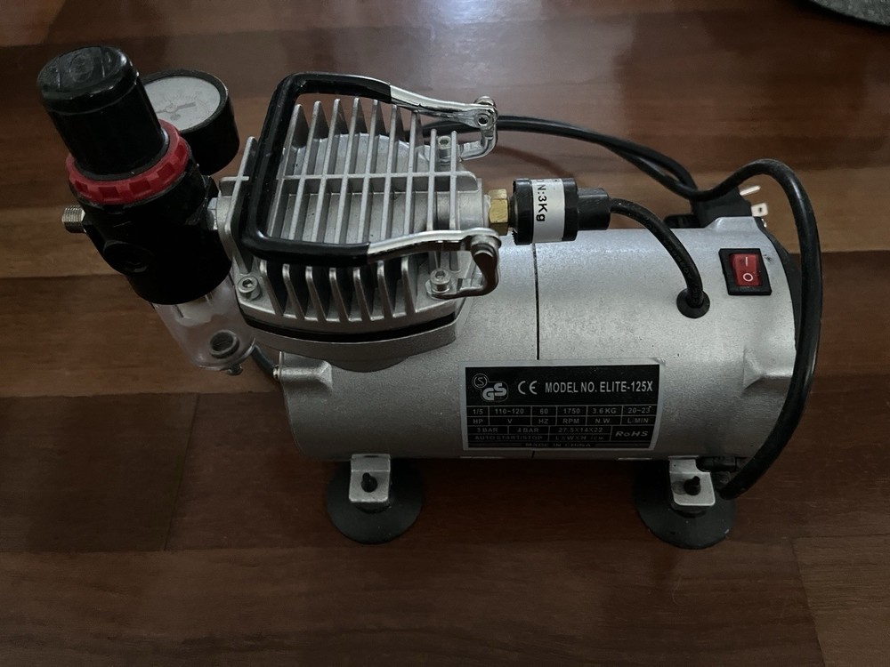 Used 1/5 HP Airbrush Compressor Air Pump with Regulator, Gauge, Water Trap