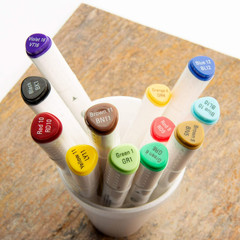 Royal Langnickel Azure Alcohol Markers 40 Count Dual Tip Chisel Fine Case