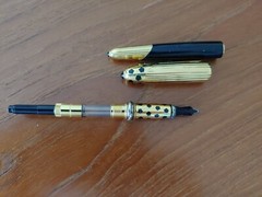 Set of Cartier Panthere 1990 Trinity Gold and Black Ballpoint Fountain G2U