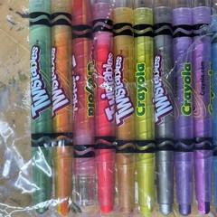 Crayola Twistables Colored Pencil Lot Box Of 30 And 16 Loose 2015 Artsy