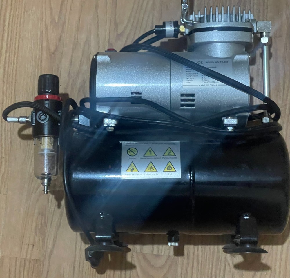 tc-20t compressor 1/6 HP w/ Master Airbrush