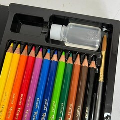 Sakura watercolor colored pencils 12 colors + Mitsubishi oil-based color