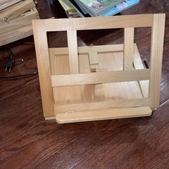 Small Table Top Easel