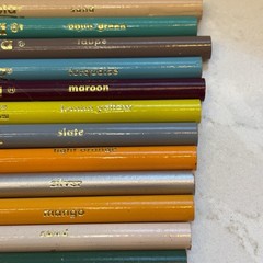VTGE Crayola Colored Pencil Lot (114) 17 Retired/27 Uncommon/70 Other Late 90’s