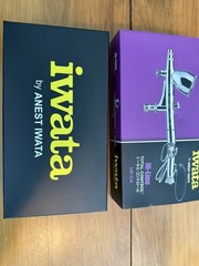 Iwata Hi-Line Total Control HP-CH Airbrush AND Sparmax Air Compressor -READ DES.