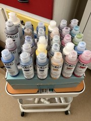 Golden Fluid Acrylics Paint 27 4-ounce Bottles And 2 8-ounce Bottles Lot