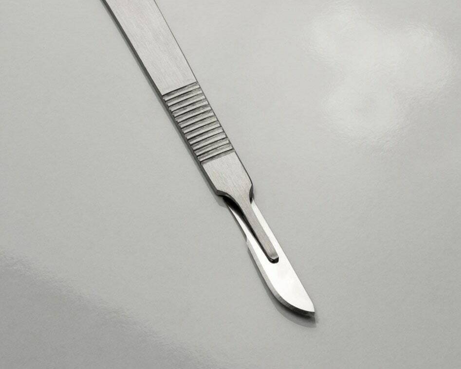 100Pc Box- #10 Sterilized Scalpel Blades – 440 Steel