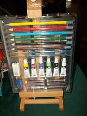 MIXED MEDIA ART SET WITH PAINTS , PASTELS, COLORED  PENCILS, ADJ EASEL, 40 PIECE