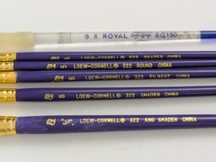 Loew-Cornell 322 Artist Brushes Lot of 5 + Royal Soft-Grip SG150 Shader Round
