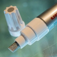Pilot Uni Paint Marker Px-30 Broad Chisel Tip