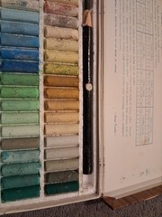 Vtg Guitar Oil Pastels Set of 60 Half Size No 780P Blending Tool Made in Japan