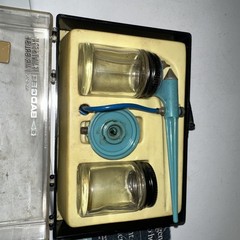 Badger Vintage Model 225 Air Brush – Blue Color – With One Spray Bottle & Book
