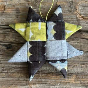 STAR ornament 037 (fabric: COUNTER)